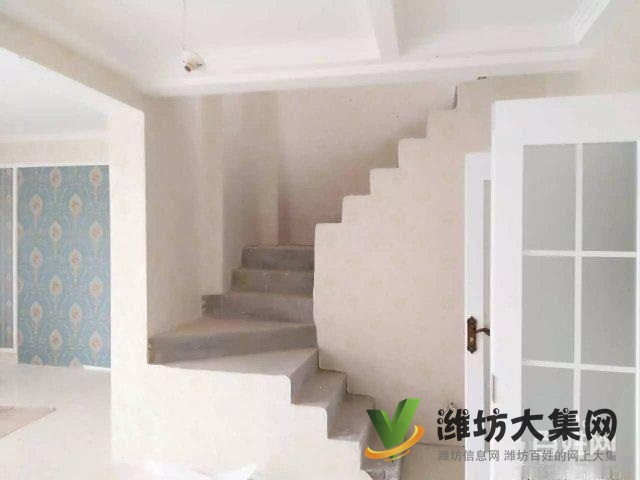 上城國際多層花園洋房頂層復(fù)式 165萬 5室3廳3