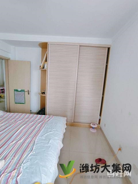 區政府近電梯觀景房,金科華府,精裝修,拎包入住,年