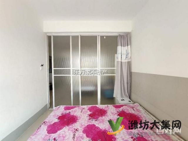 萬達廣場近 金都時代城高層兩居 家電家具齊全拎包入住干凈整潔