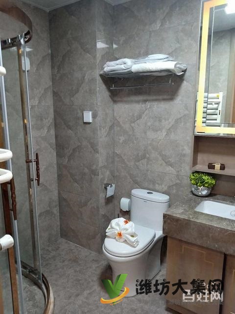 恒信玫瑰公館 小高層電梯洋房 135平三室兩廳兩衛頂