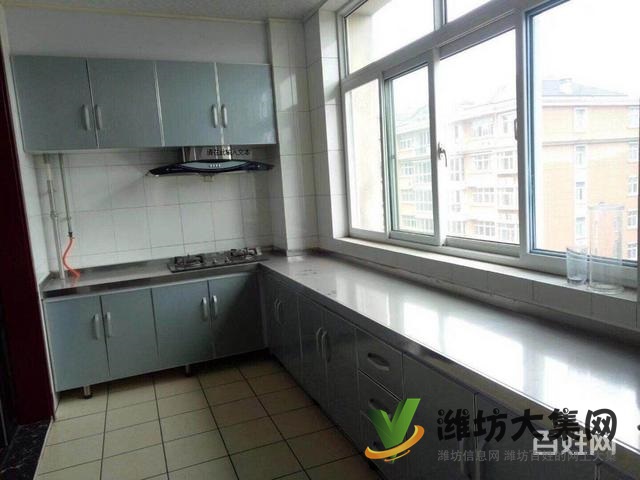 急售濰城區(qū)政府新城花園164裝修,帶車位,地下室,