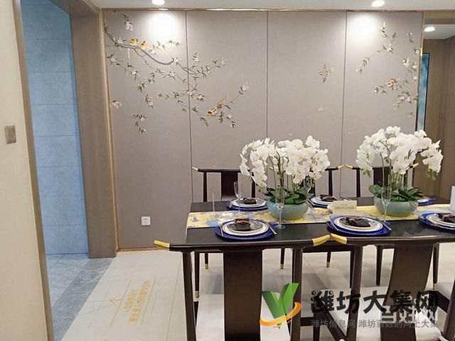 恒信玫瑰公館 小高層電梯洋房 135平三室兩廳兩衛頂