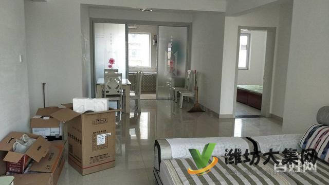 青云國際城,精裝三室兩廳,家具家電齊全,首次出租,