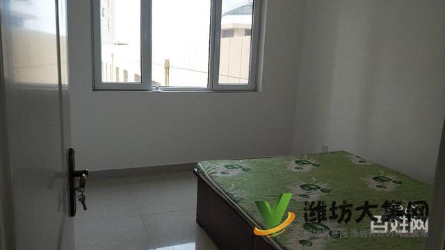 青云國際城,精裝三室兩廳,家具家電齊全,首次出租,