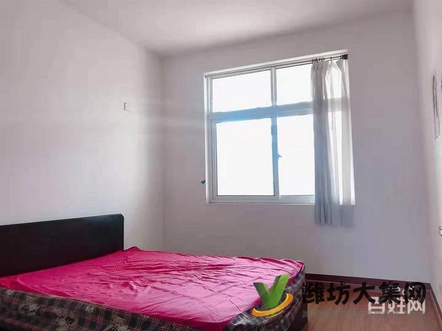 福樂多對面三友翡翠城精裝修三房兩廳家電家具齊全僅租1200