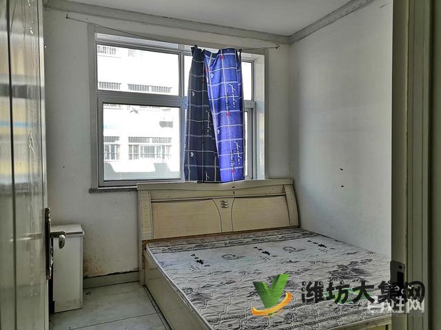 泰華附近東,墨西河一樓三室一廳精裝