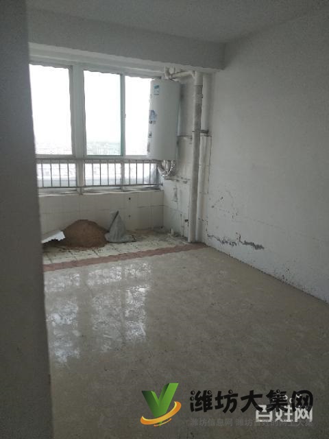 濰水藍(lán)灣東山13樓三室送附房