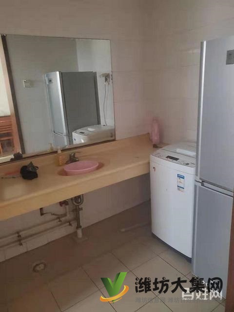 教師新村148平簡裝帶車庫僅售69.8萬