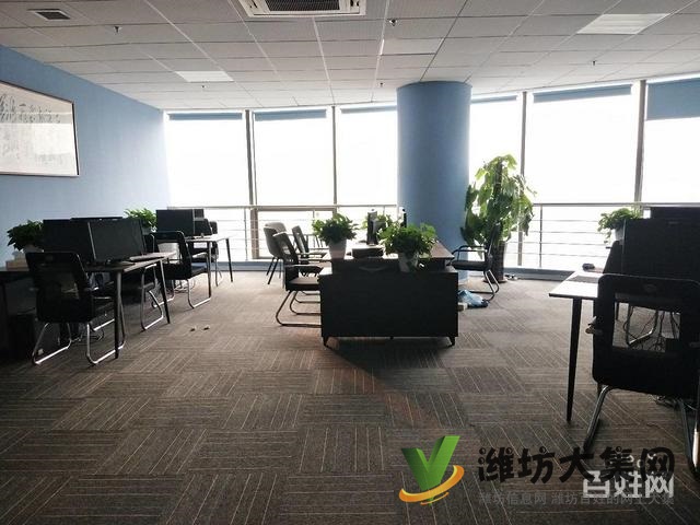 白浪河畔(泰華中心)全新裝修91平,家具低價轉讓!