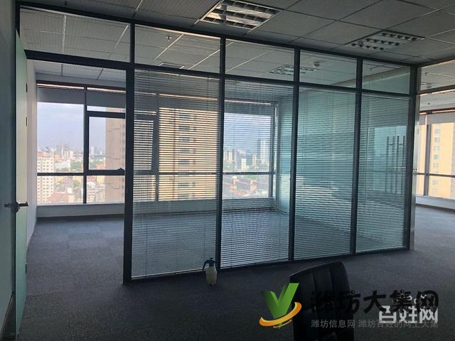 萬達A座 南向寫字樓 帶隔斷 精裝修