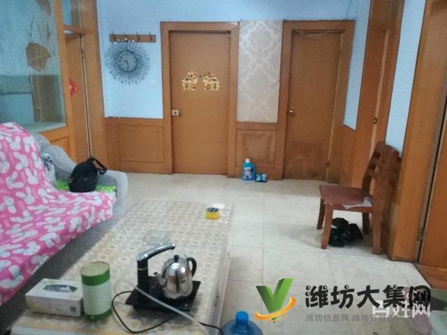 32萬購教師公寓，二樓三室朝陽，領包入住