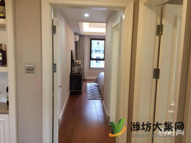 百合花園 南北通透 電梯洋房 黃金樓層僅售72萬！火急