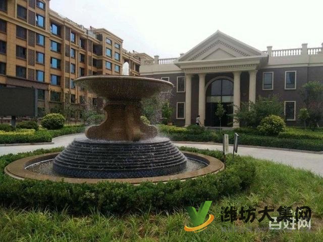 低首付 區政府近 凡爾賽麗都 客廳朝陽 新房未住