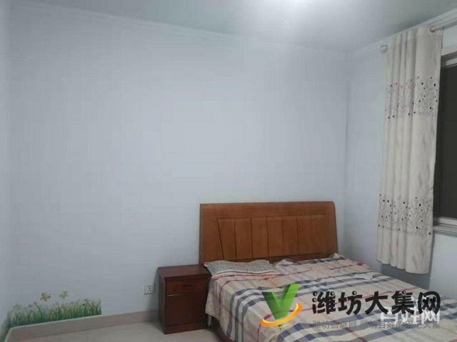 此房為結婚準備，舒適三室，精裝修，現因換大房，找有