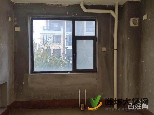 青云郡三室兩廳好房，毛培房給你更大的裝修空間，