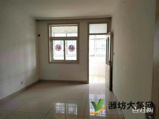 適合老人住，過度房，多層二樓，精裝兩室，送倉庫