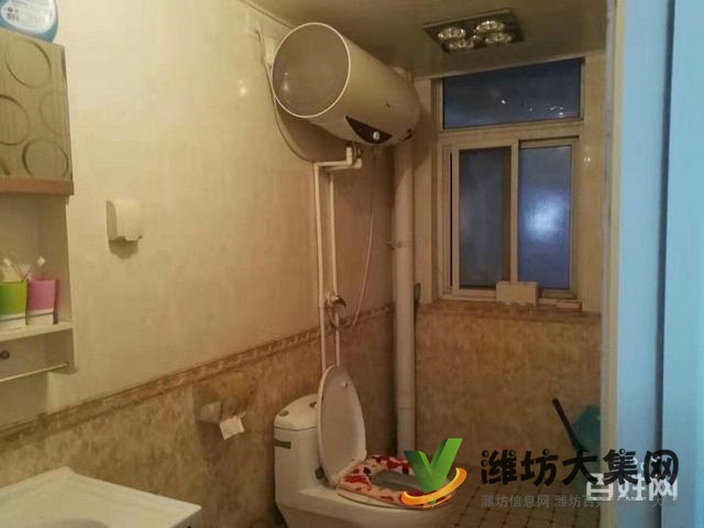 此房為結婚準備，舒適三室，精裝修，現因換大房，找有