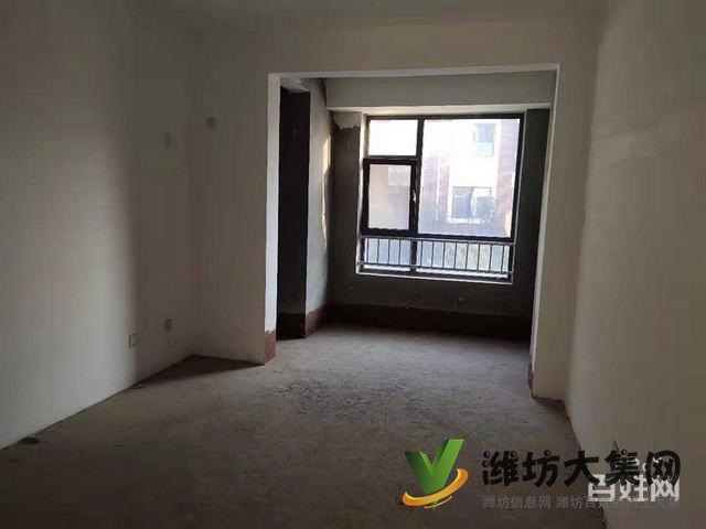 青云郡三室兩廳好房，毛培房給你更大的裝修空間，