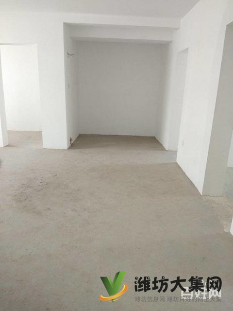 真賤，便宜124平大三室，龍泉太 陽城，送地下室，