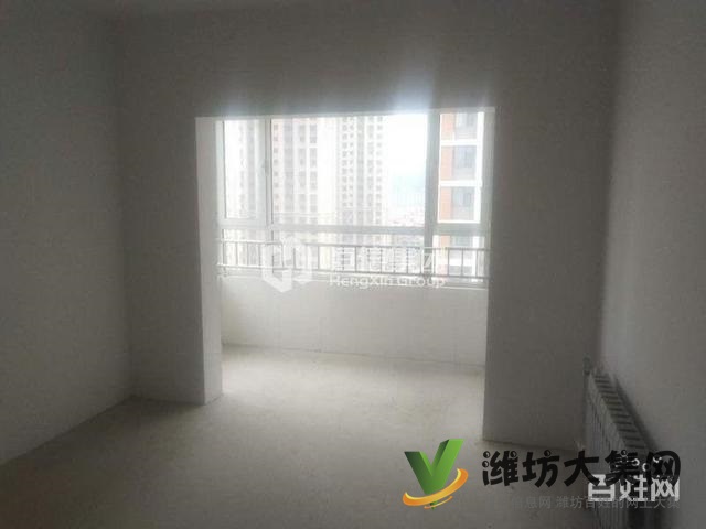 大成清華園.126平.三室毛坯.帶地下室.東山.戶