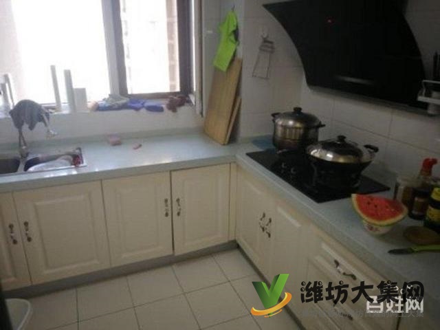 房子急售 利昌路小學,三友翡翠城精裝三室 拎包入住