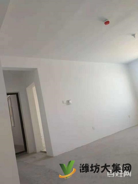 首付十萬 買濰城區政府實驗小學旁 凡爾賽麗都大三室