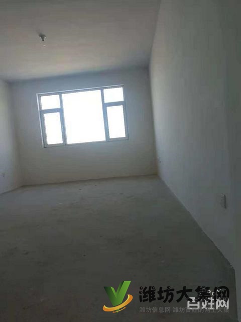 首付十萬 買濰城區政府實驗小學旁 凡爾賽麗都大三室