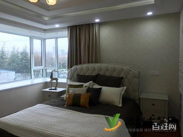 濰城區政府近 凡爾賽麗都 朝陽大客廳 68萬一套