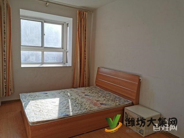 永安路小學(xué)近玫瑰國際小高層精裝家具家電齊全拎包入住