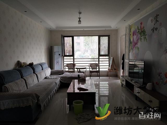 自家住房出租 房子很干凈溫馨 市中心位置