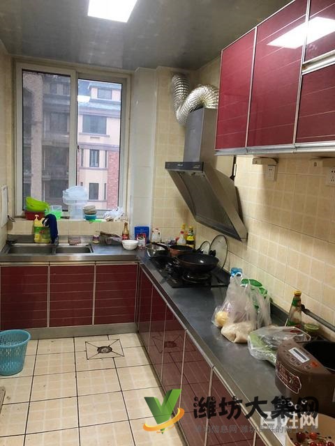 魯發名城 3室2廳120平 精裝修配置齊全拎包入住