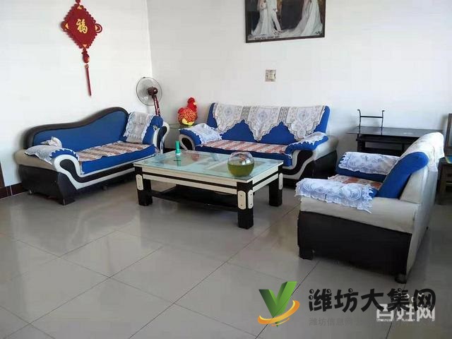 南關(guān)頭小區(qū),兩室精裝拎包入住