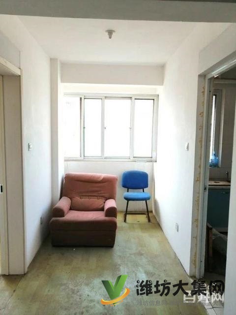 天地家園電梯房 3室部分家具 鑰匙在手隨時(shí)看房