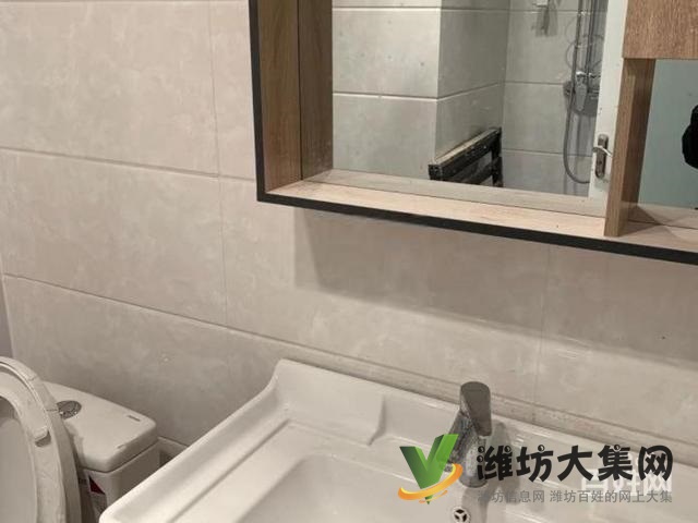 萬(wàn)達(dá)近 1室1廳1衛(wèi)精裝修拎包入住