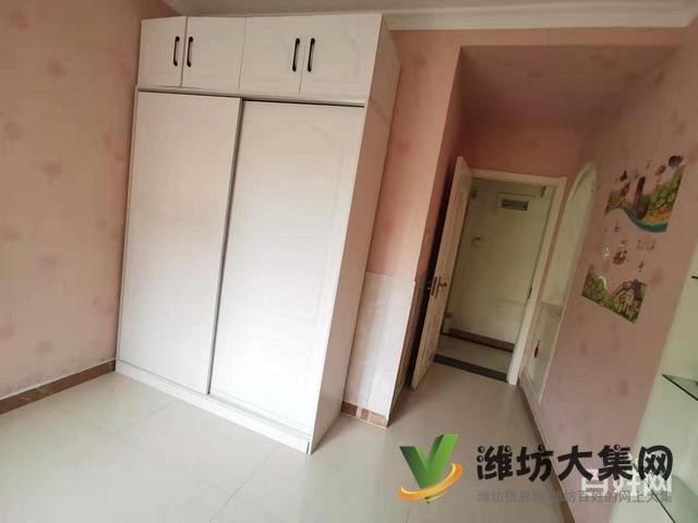 上城國際金都世家佳樂家東鄰精裝好房,大客廳朝陽,看房有鑰匙!