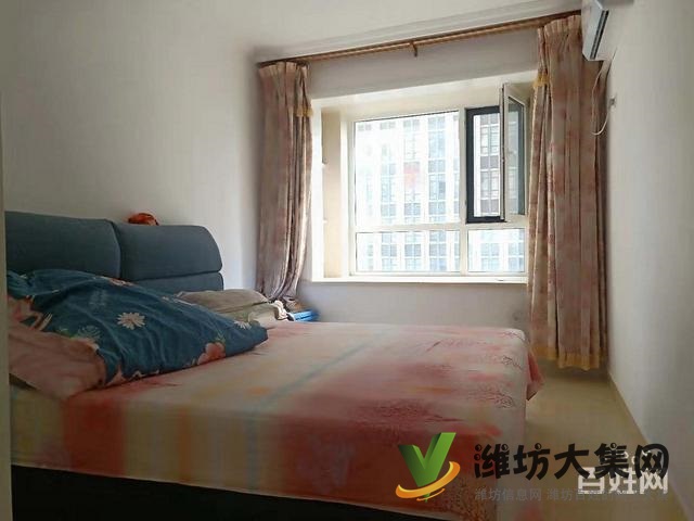 蘇杭花園多層一樓130平精裝3室 帶2個車位86.7萬首付低頂