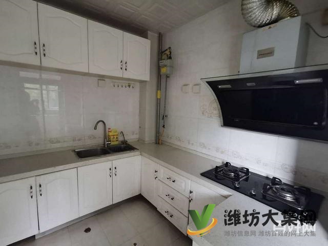 上城國際金都世家佳樂家東鄰精裝好房,大客廳朝陽,看房有鑰匙!