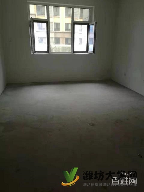 圣菲漫步 2室2廳 106平83萬毛坯房