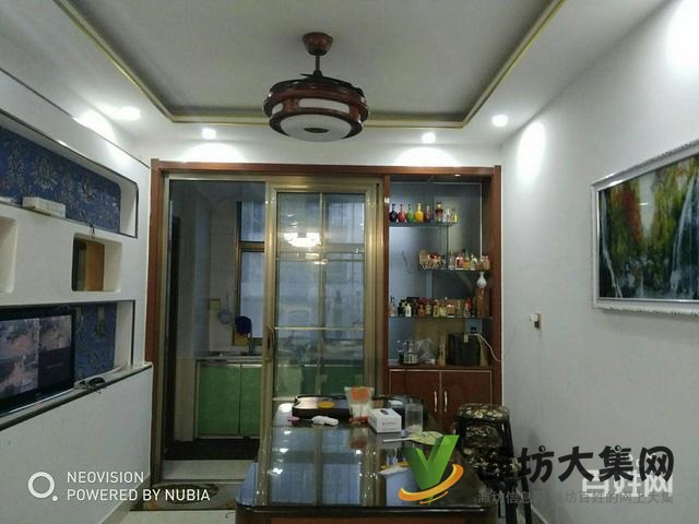 市北區(qū)湖景龍灣旁精裝好樓層帶地上車(chē)庫(kù) 好房子