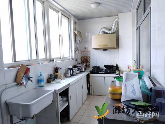 華廈C區(qū) 普通住宅 中等裝修