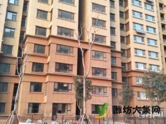 首付3萬單價4400電梯117平52萬圣菲近北京公館校近