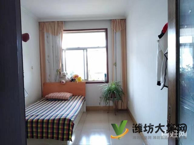 華廈C區(qū) 普通住宅 中等裝修