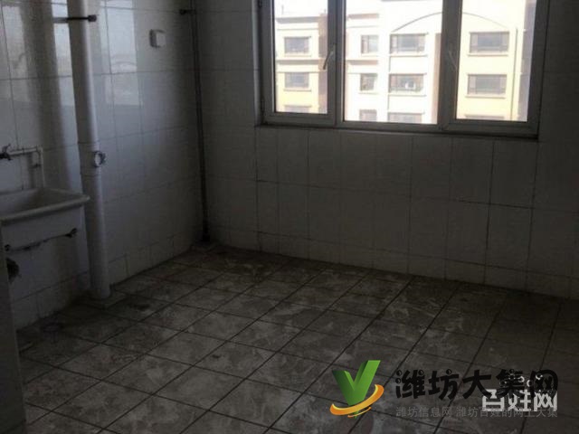 首付3萬單價4400電梯117平52萬圣菲近北京公館校近