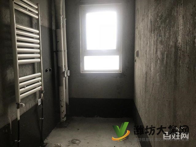 花城好樓層贈送162平大四室,102萬送車位火急