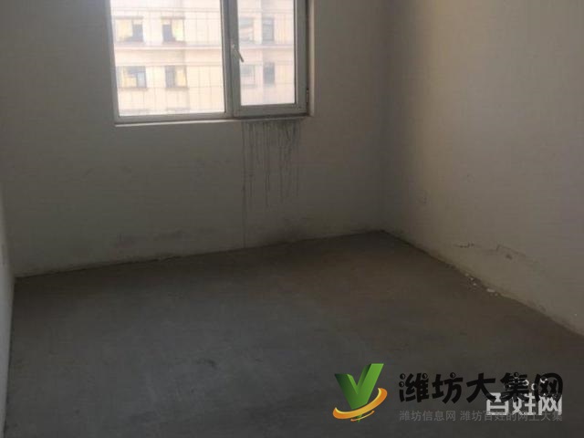 首付3萬單價4400電梯117平52萬圣菲近北京公館校近