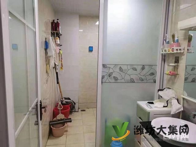 中南世紀星城精裝小3室97平方帶儲藏室好樓層僅售65.9萬