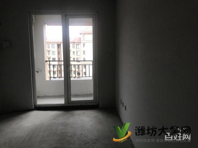 花城好樓層贈送162平大四室,102萬送車位火急