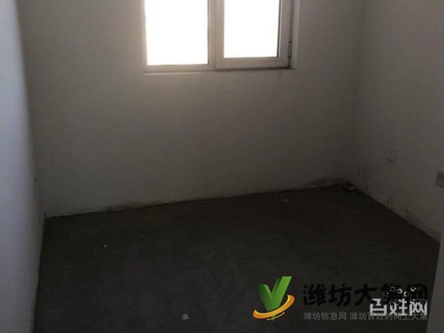 首付3萬單價4400電梯117平52萬圣菲近北京公館校近