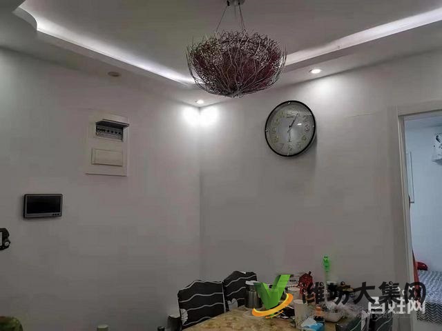 中南世紀星城精裝小3室97平方帶儲藏室好樓層僅售65.9萬