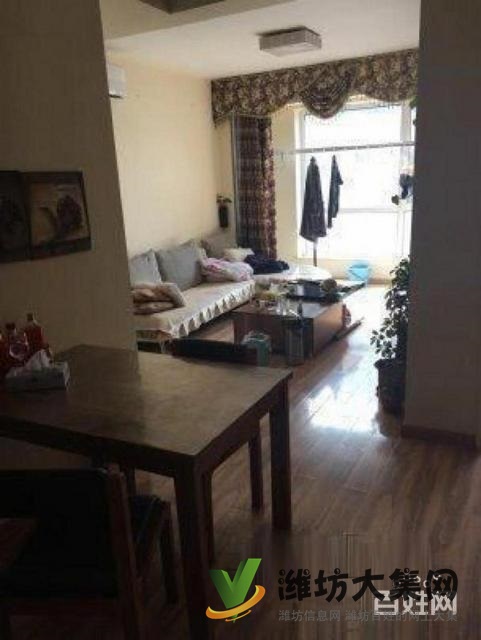 人民公園火車站近中金國際78平兩室 客廳朝陽出稅4